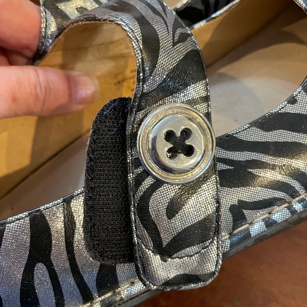 Alegria Black and Silver Patterned Mary Janes size 10 - Picture 6 of 8